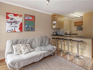 2 Bed Apartment in Stellenbosch Central