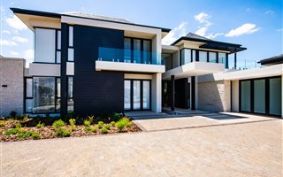 5 Bedroom House in Pearl Valley
