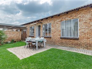 2 Bed House in Cloverdene