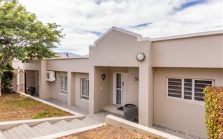 4 Bedroom House in Courtrai