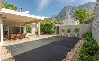 3 Bedroom House in Newlands