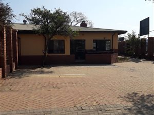 239 m² Office Space in Hatfield