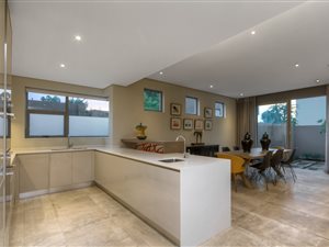3 Bedroom Duplex in Oaklands