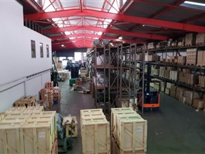 1318 m² Industrial space in Meadowdale