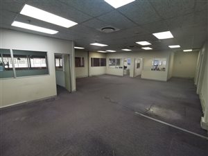 315 m² Commercial space in Umgeni Park