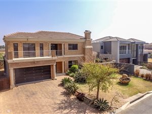 4 Bed House in La Como Lifestyle Estate