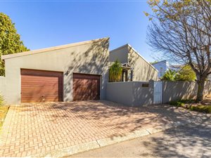 2 Bed House in Wilgeheuwel