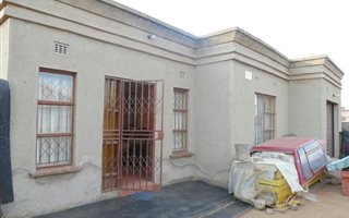 3 Bedroom House in Tsakane