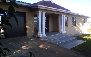 3 Bedroom House in Mthata