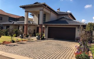 4 Bedroom House in Midlands Estate