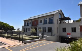 215 m² Commercial space in Durbanville Central