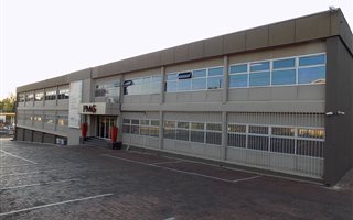 1200 m² Commercial space in Bordeaux
