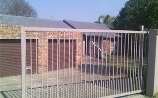 3 Bedroom House in Brakpan North