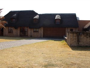2 Bed House in Rothdene