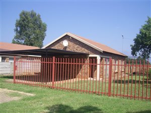 2 Bedroom House in The Orchards