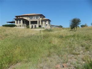 1.1 ha Farm in River View