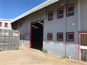 527.260009765625 m² Industrial space in Umbogintwini