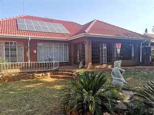 2 Bed House in Adamayview