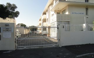 2 Bedroom Apartment in Rosebank