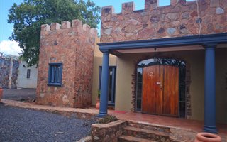 2 Bedroom Apartment in Lydenburg