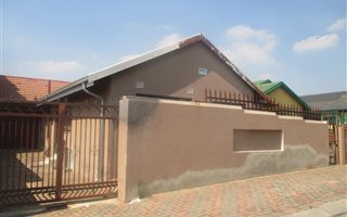 3 Bedroom House in Diepkloof