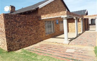 4 Bedroom House in Kwaguqa