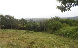 1057 m² Land available in Salt Rock
