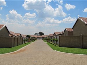 3 Bedroom Townhouse in Southview