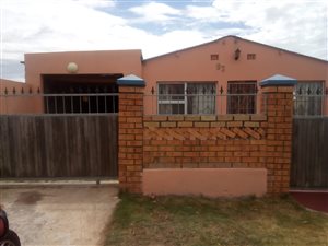 2 Bedroom House in Motherwell