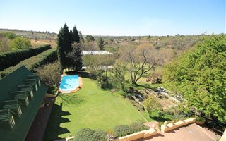 16 Bedroom House in Chartwell