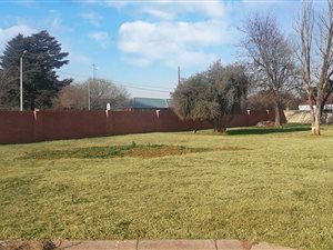 466 m² Land available in Denneoord