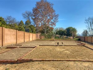 1679 m² Land available in Waverley