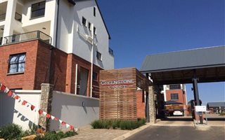 2 Bedroom Apartment in Greenstone Hill