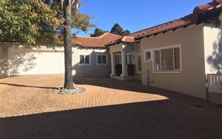 4 Bedroom House in Waterkloof