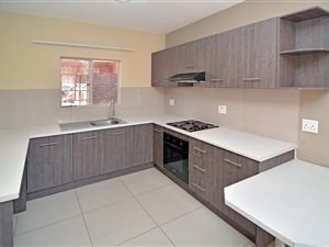 2 Bed Apartment in Silverton