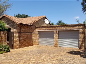 3 Bed Townhouse in Hennopspark