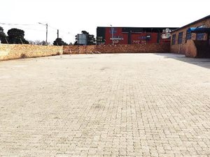 1000 m² Retail Space in Roodepoort Central