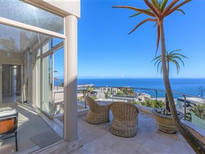 4 Bed House in Bantry Bay