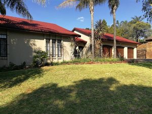 7 Bed House in Waterkloof Heights