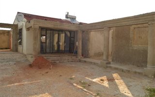 2 Bedroom House in Lenasia