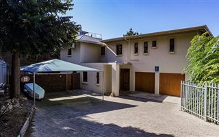 4 Bedroom House in Paarl
