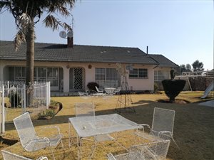 4 Bed House in Mackenzie Park