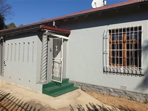 74 m² Commercial space in Lambton