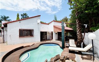 3 Bedroom Cluster in Sunninghill