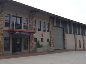 650 m² Industrial space in Wychwood