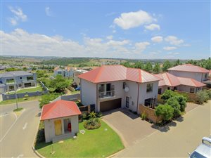 3 Bed Duplex in Fourways