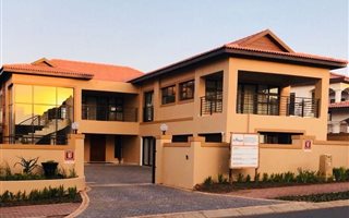 5 Bedroom House in Izinga Estate