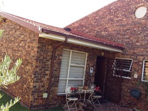 2 Bedroom Townhouse in Helikon Park