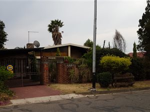 4 Bed House in Ridgeway