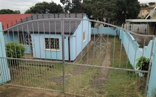 3 Bedroom Simplex in Caneside